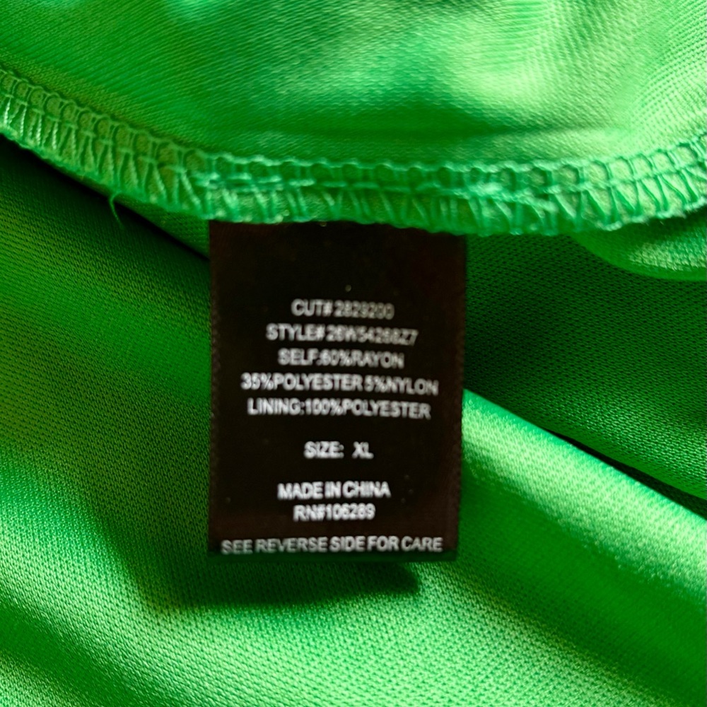Francesca's Collections Vibrant Green Midi Dress - Picture 4 of 5